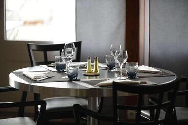 هتل Best Western Porte Du Forez