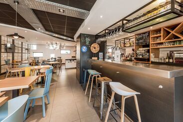 酒店 Campanile Chartres Centre   Gare   Cathédrale
