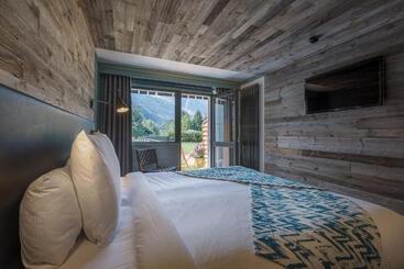 هتل Chalet Hôtel Le Prieuré & Spa