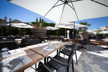 Comfort Hotel Clermont Saint Jacques