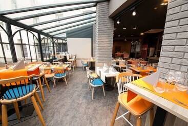 Comfort Hotel Clermont Saint Jacques