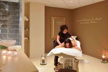 هتل Côte Ouest Hôtel Thalasso & Spa Les Sables D Olonne   Mgallery