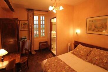 هتل Hostellerie Le Beffroi
