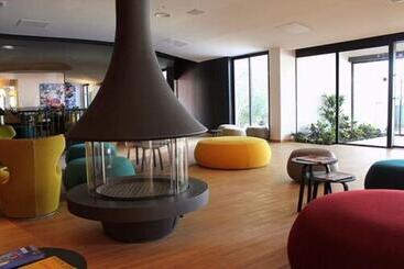 Hôtel C Suites Chambres Spacieuses - Nimes