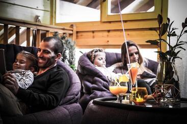 هتل Hôtel Le Refuge