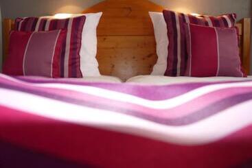 هتل Hôtel Le Riquewihr