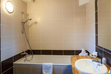 酒店 Hôtel Les Tilleuls, Bourges