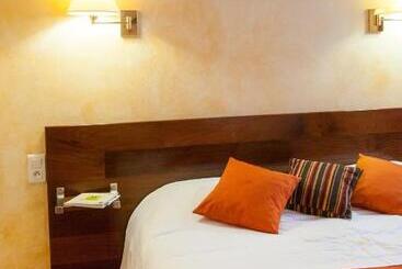酒店 Hôtel Les Tilleuls, Bourges