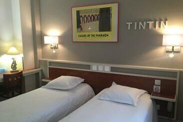 هتل Logis Hôtel Restaurant Le Monarque
