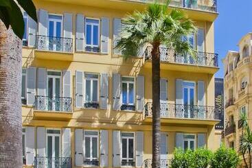 هتل La Villa Nice Promenade