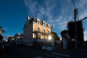 هتل La Villefromoy