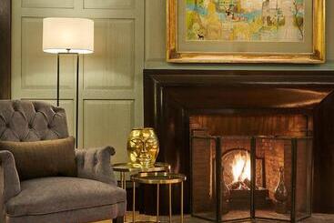 هتل Hôtel Lancaster Paris Champs Elysées