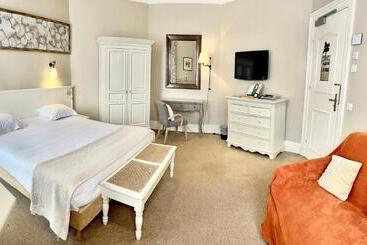هتل & Restaurant Le Central Trouville