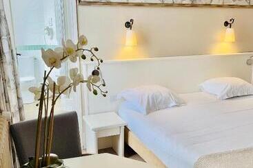 هتل & Restaurant Le Central Trouville