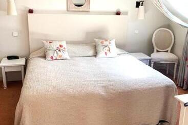هتل & Restaurant Le Central Trouville