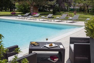 هتل Le Dracy Hôtel Et Spa