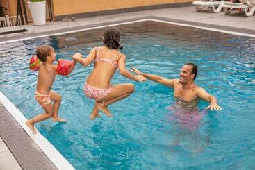 هتل Le Madeloc Hôtel & Spa