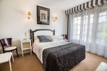 هتل Le Quercy