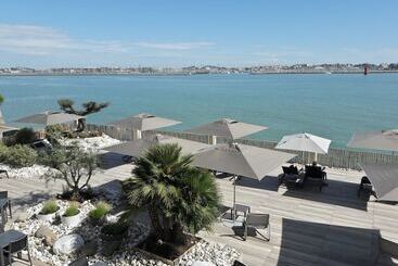 Les Brises - La Rochelle