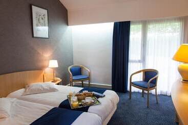 호텔 Logis Le Relais Fleuri