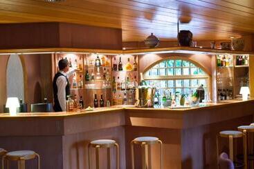 호텔 Logis Le Relais Fleuri