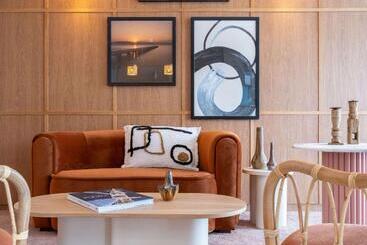 هتل Mercure La Rochelle Vieux Port