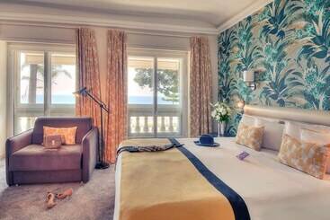 هتل Mercure Nice Marche Aux Fleurs