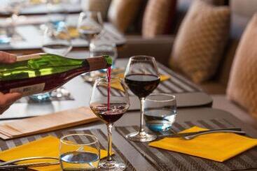 호텔 Mercure Paris Sud Les Ulis Courtaboeuf