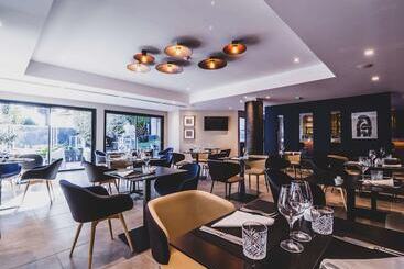 هتل Mercure Pau Palais Des Sports
