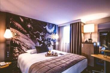 هتل Mercure Pau Palais Des Sports