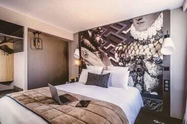 هتل Mercure Pau Palais Des Sports