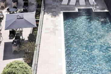 هتل Mercure Pau Palais Des Sports