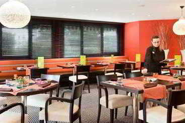 هتل Mercure Pau Palais Des Sports