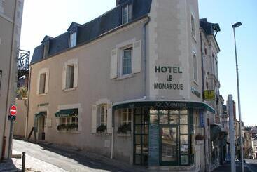 هتل Logis Hôtel Restaurant Le Monarque