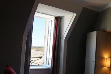 هتل Les Terrasses Poulard