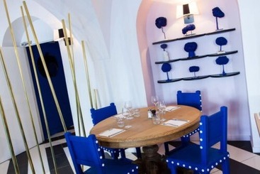 هتل The Originals Boutique, Hôtel Le Lion, Clermontferrand
