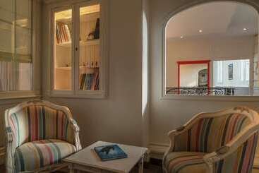 هتل The Originals Boutique, Hôtel Le Londres, Saumur