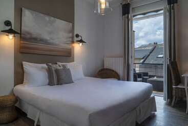 هتل The Originals Boutique, Hôtel Le Londres, Saumur