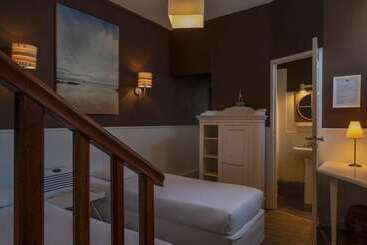 هتل The Originals Boutique, Hôtel Le Londres, Saumur