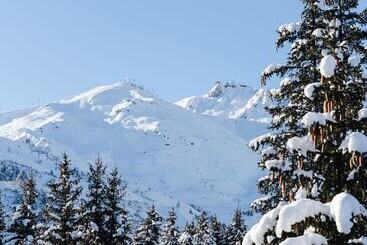 Lake Hotel Courchevel 1850