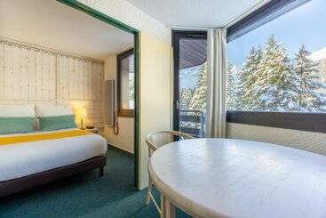 Lake Hotel Courchevel 1850
