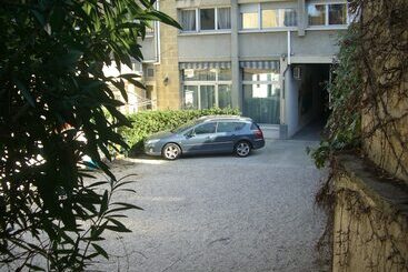 Logis Hotel Du Midi