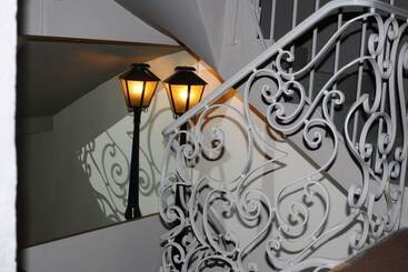 Logis Hotel Du Midi