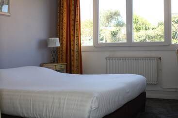 Logis Hotel Du Midi