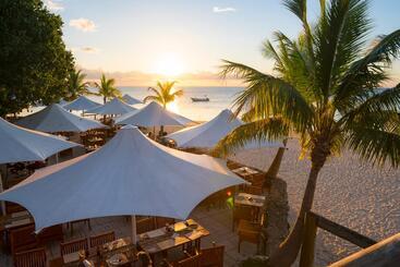 استراحتگاه Castaway Island, Fiji