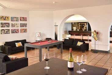 酒店 Arles Plaza