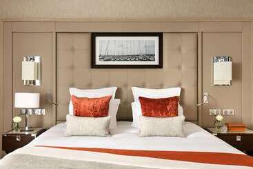هتل Hôtel Barrière Le Grand Hôtel Dinard