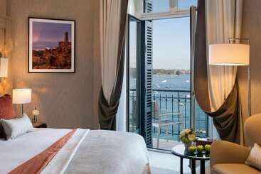 هتل Hôtel Barrière Le Grand Hôtel Dinard