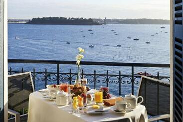 هتل Hôtel Barrière Le Grand Hôtel Dinard