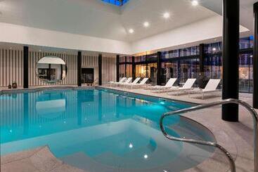 هتل Hôtel Barrière Le Grand Hôtel Dinard